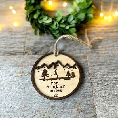 Engraved Runners Christmas ornament, gift for runners and running enthusiasts