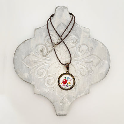 Traditional Hungarian style necklace WHITE