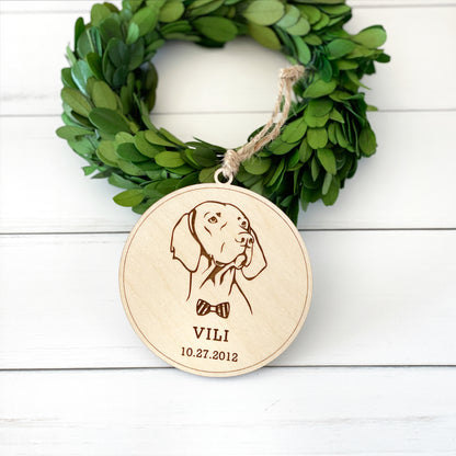 Vizsla ornament for pet parents, engraved personalized wood ornament with DIY option