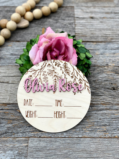 Anuncio de nacimiento de bebé grabado con láser personalizado, flores silvestres, accesorio fotográfico de madera para bebés